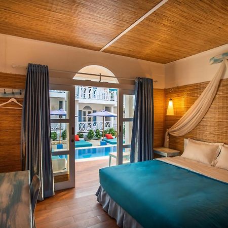 Santorini Beach Resort Gili Trawangan Exterior foto